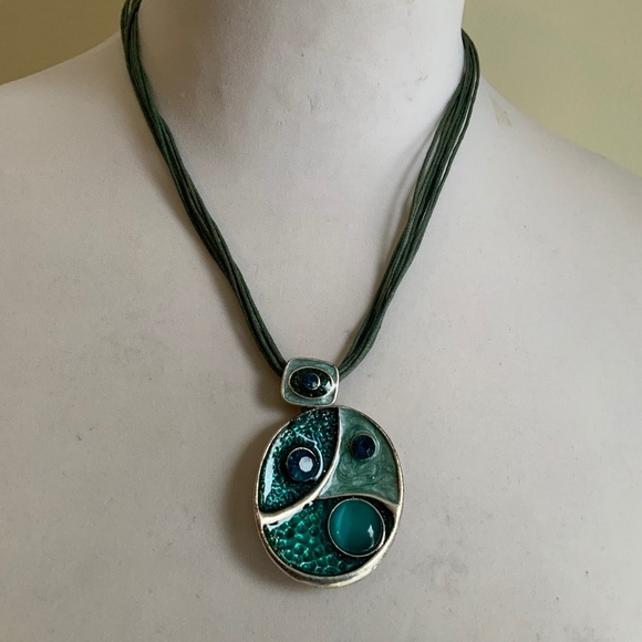 Modernist style blue green enamel pendant necklace - Picture 2 of 5